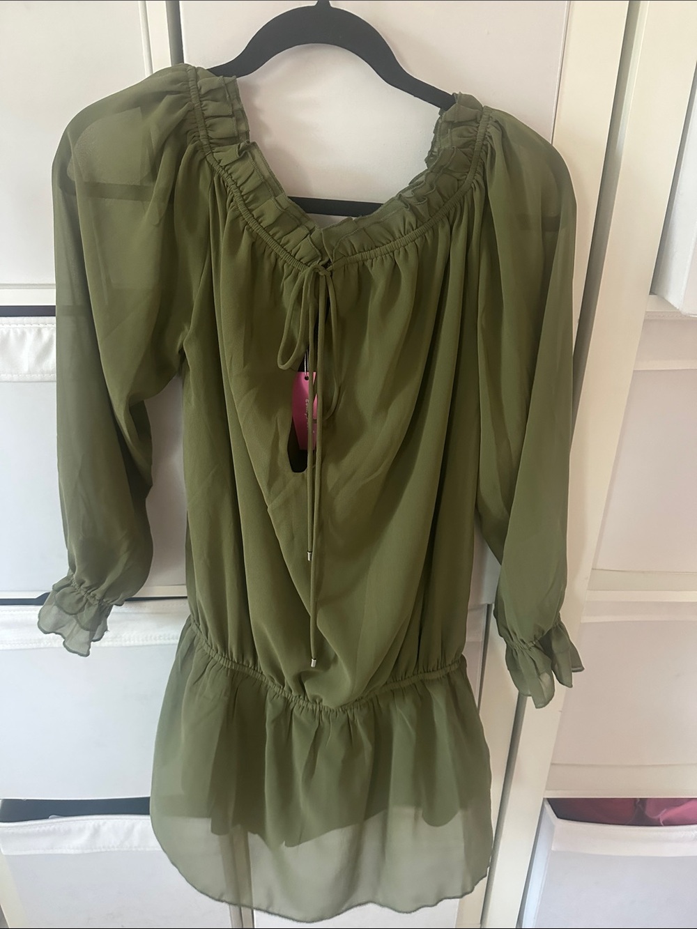 Edikted Olive Green romper size med